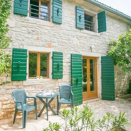 Abortolami With Pool And Garden Apartman Selina