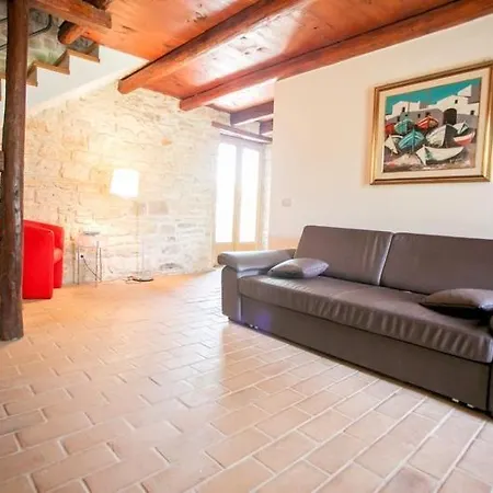 Abortolami With Pool And Garden Apartment