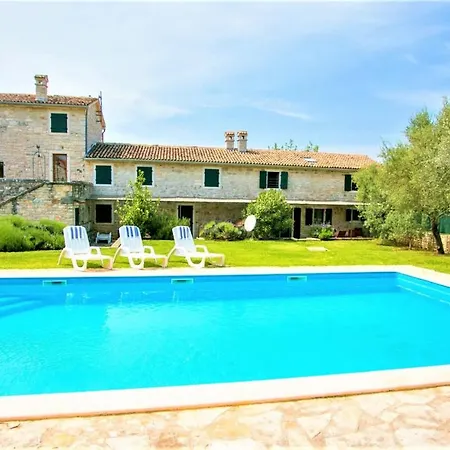 Abortolami With Pool And Garden Apartment Selina