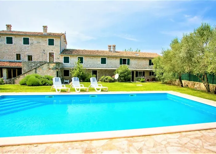 Abortolami With Pool And Garden Apartamento Selina