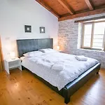 Abortolami With Pool And Garden *